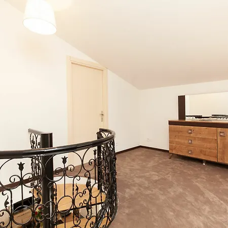 Corleone Apartment